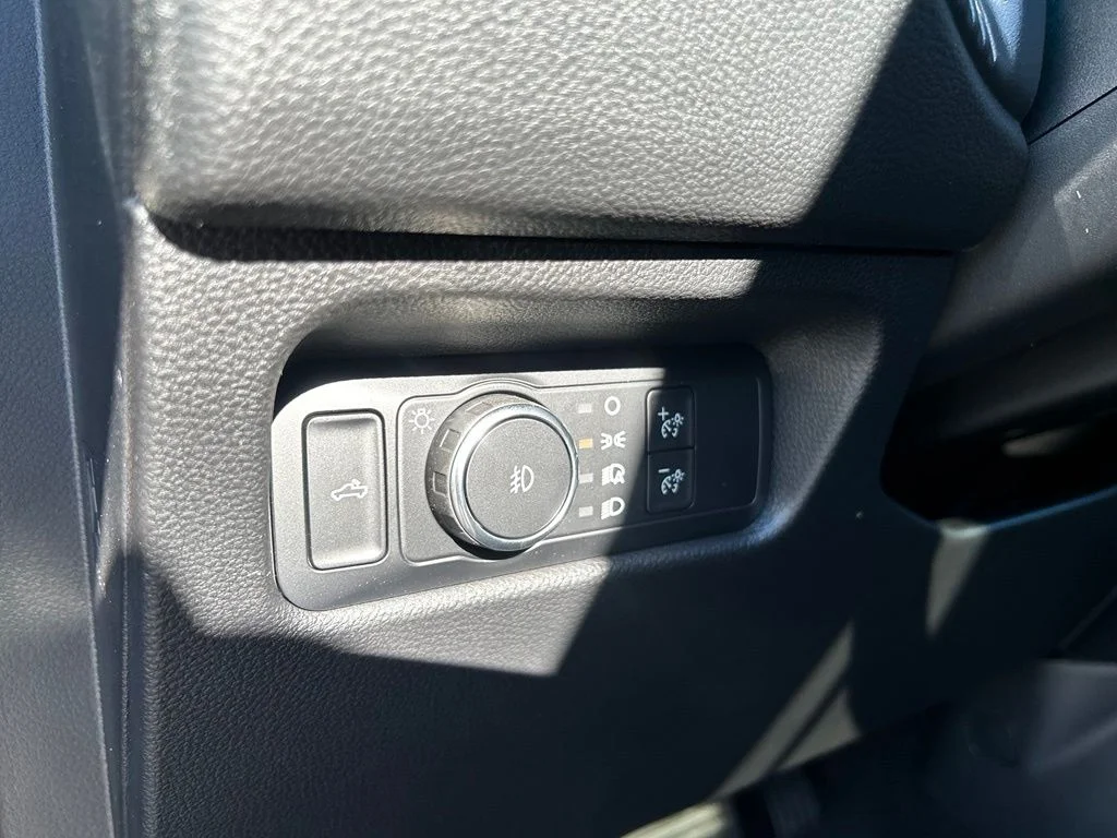 New 2026 Carbonized Gray Metallic Ford Lariat® image 18