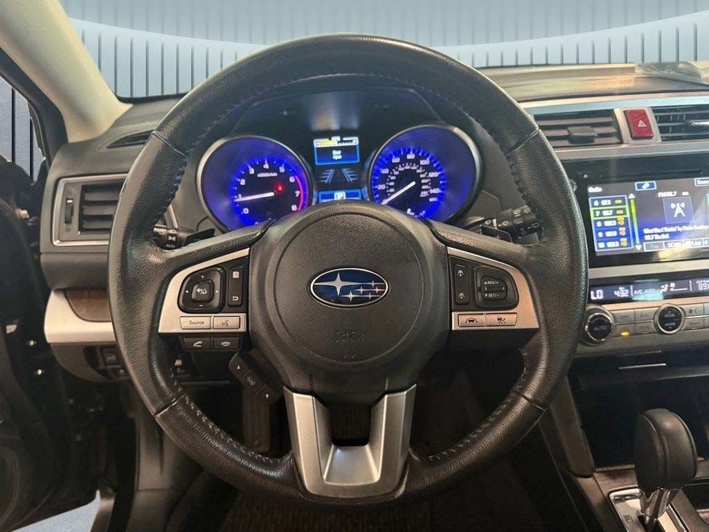Used 2017 Black Subaru 2.5i image 10