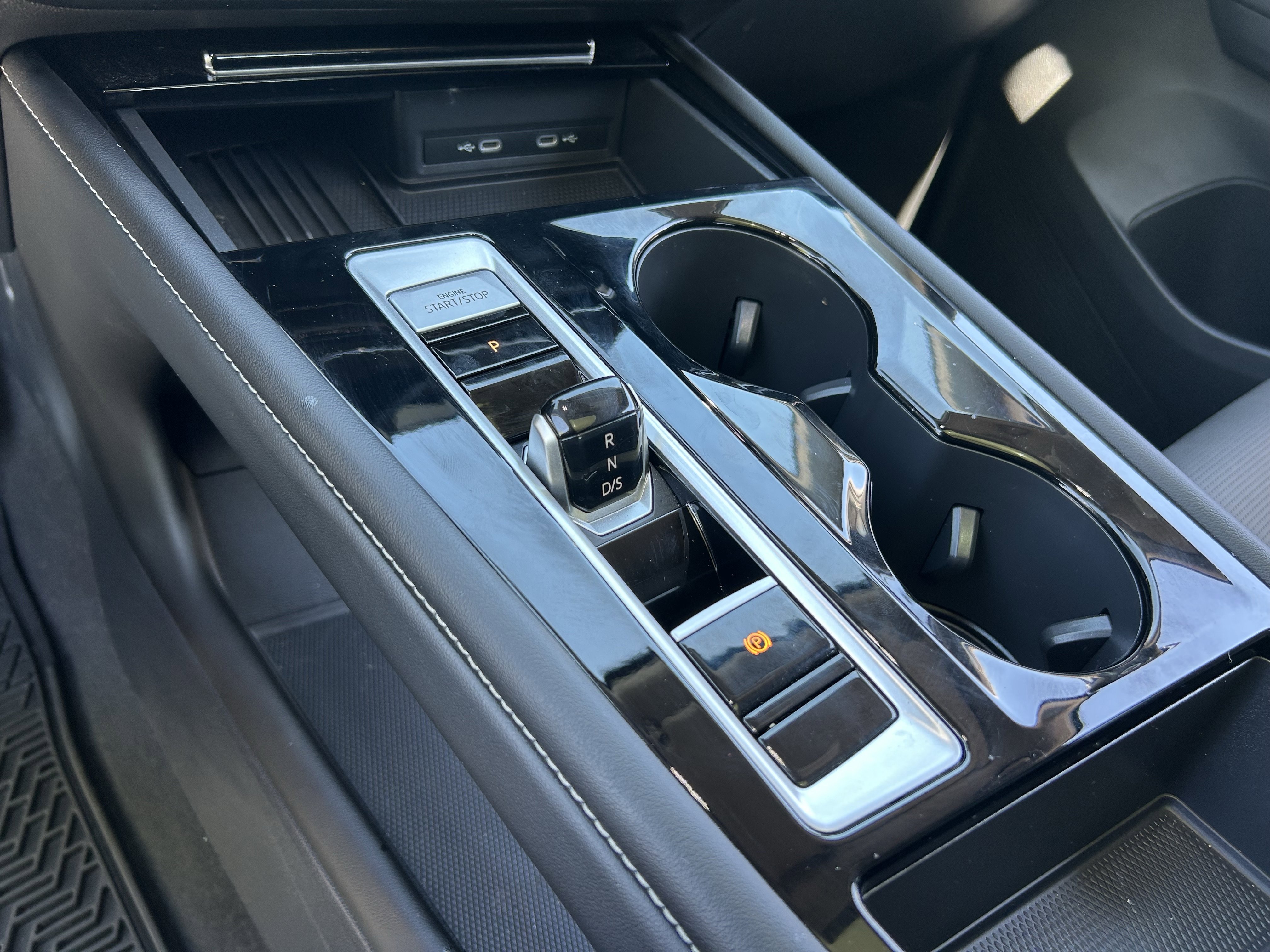 2026 Volkswagen Atlas SEL Premium R-Line - Photo 24