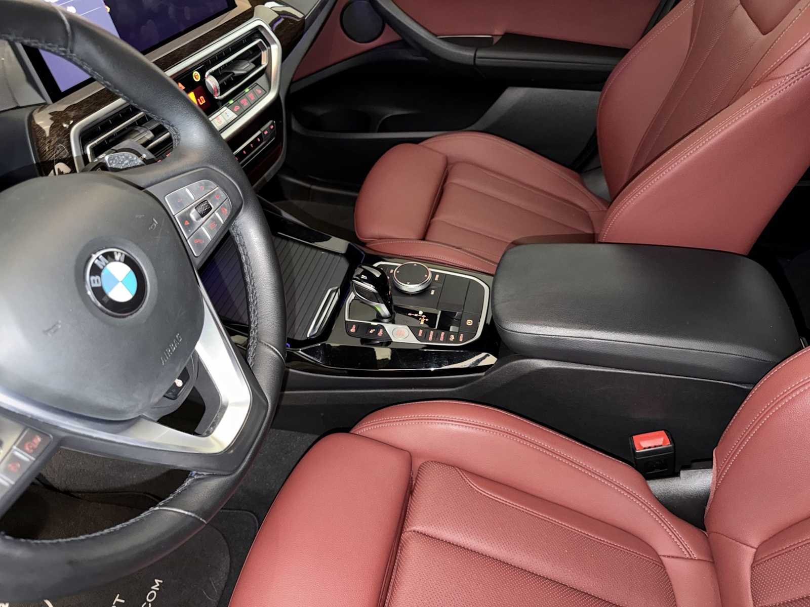 Used 2024 Jet Black BMW xDrive30i image 19