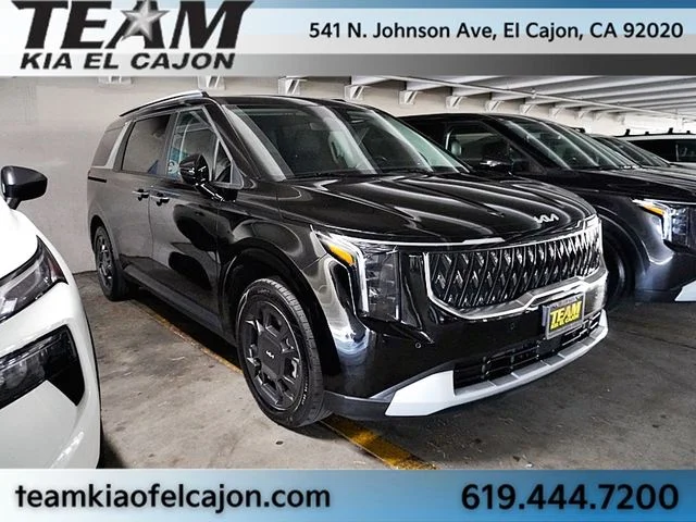 2025 Kia Sedona EX HEV's photo