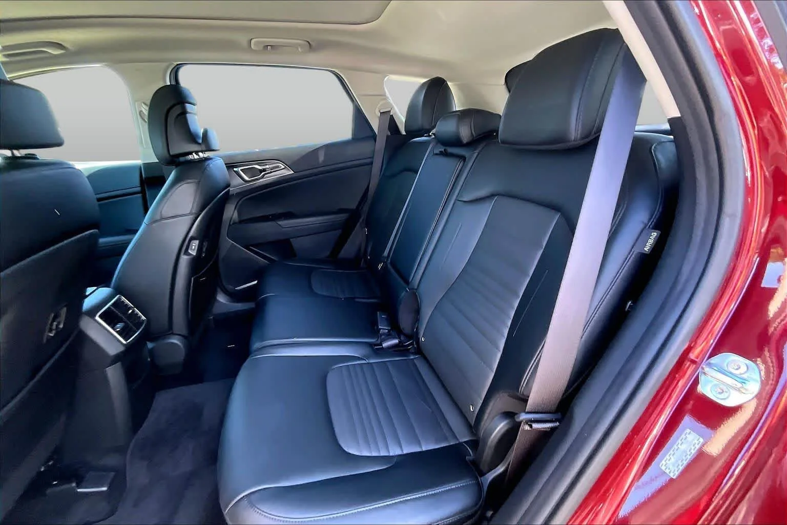 Used 2025 Dawning Red Kia SX-Prestige image 21