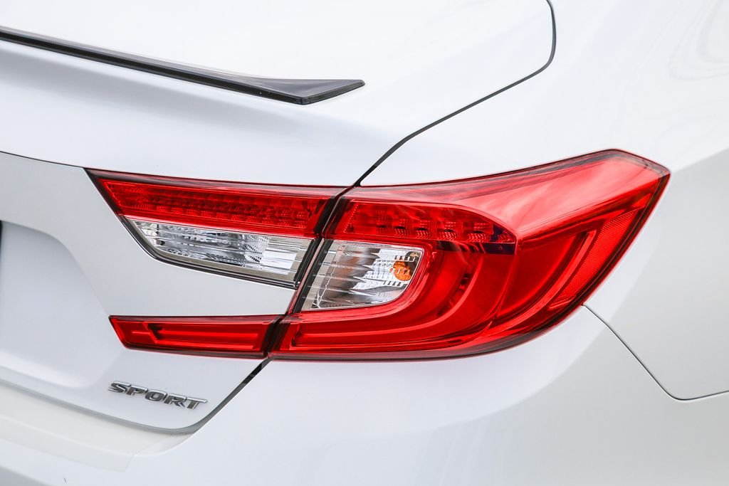 Used 2021 Platinum White Pearl Honda Sport image 7
