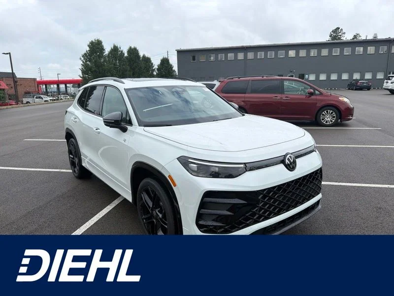 2026 Volkswagen Tiguan SE R-LINE BLACK