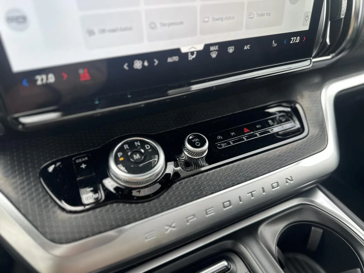 New 2026 Black Ford Platinum Max image 24