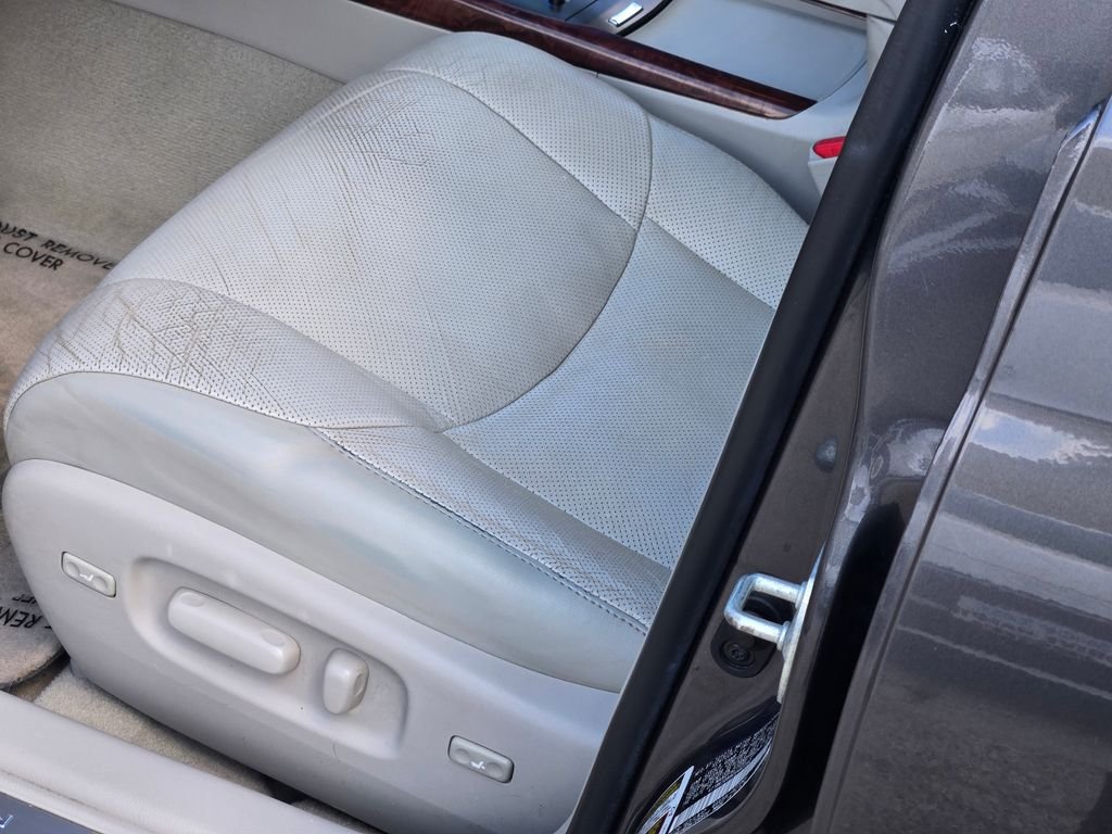 2012 Toyota Avalon Limited - Photo 27