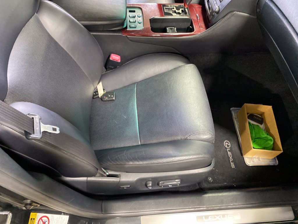 Used 2007  Lexus 450h image 10