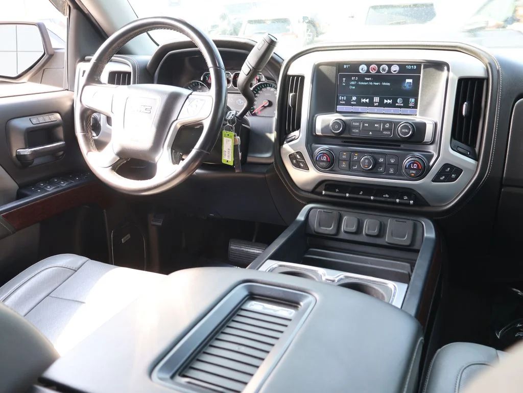 Used 2018 Black GMC SLT image 13