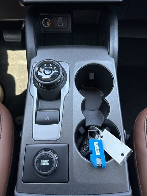 New 2026 Velocity Blue Metallic Ford Outer Banks image 36