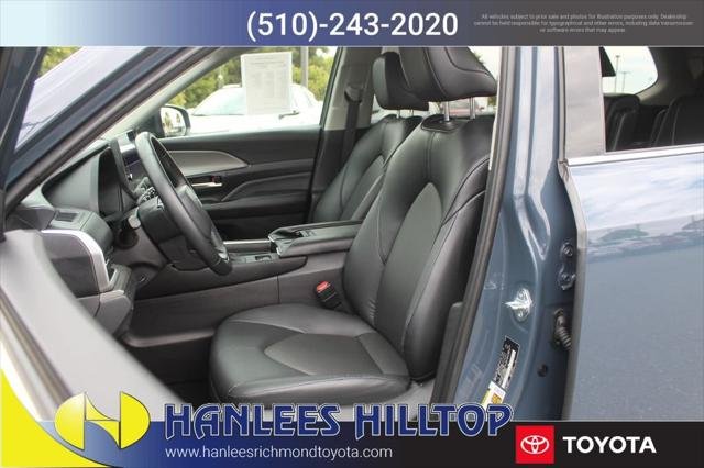 Certified Used 2025 STORM CLOUD Toyota  image 13