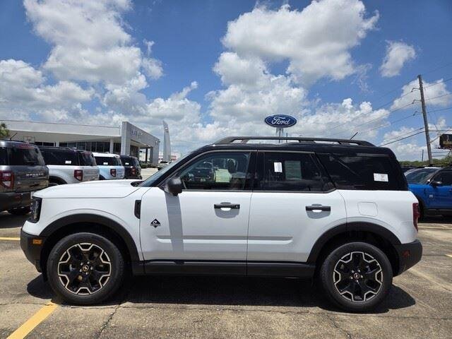 New 2026 Oxford White Ford Outer Banks® image 2