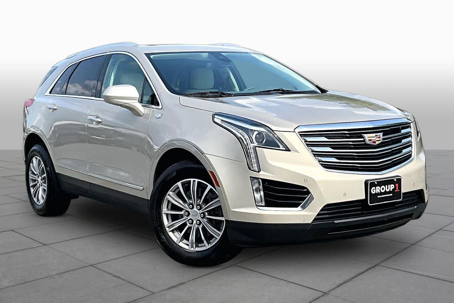 Used 2017 Silver Coast Metallic Cadillac Luxury FWD image 3