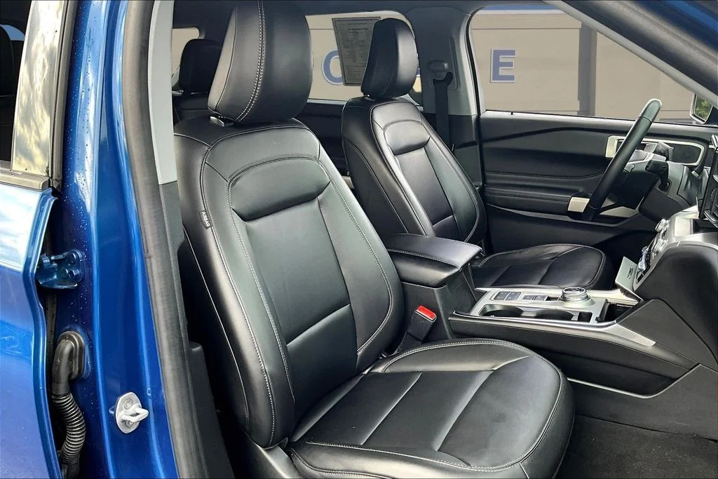 Used 2022 Blue Metallic Ford XLT image 32