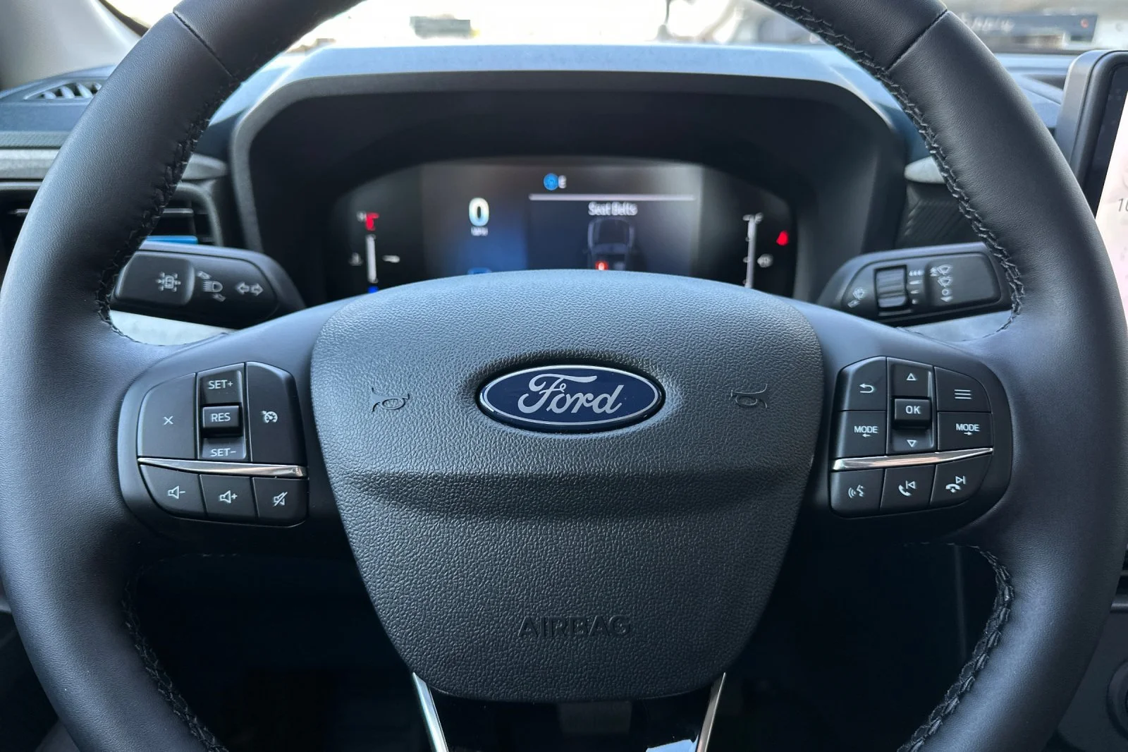 New 2026 Carbonized Gray Metallic Ford XLT image 21