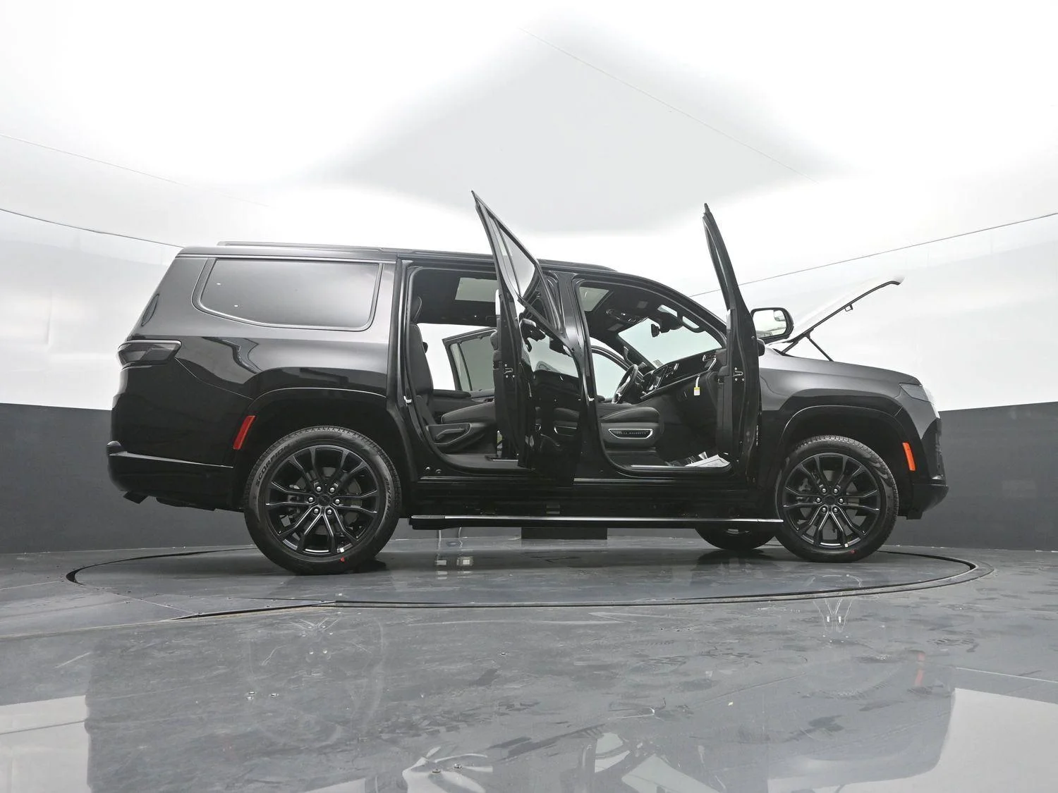 New 2026 High Gloss Black Jeep Summit Reserve image 52