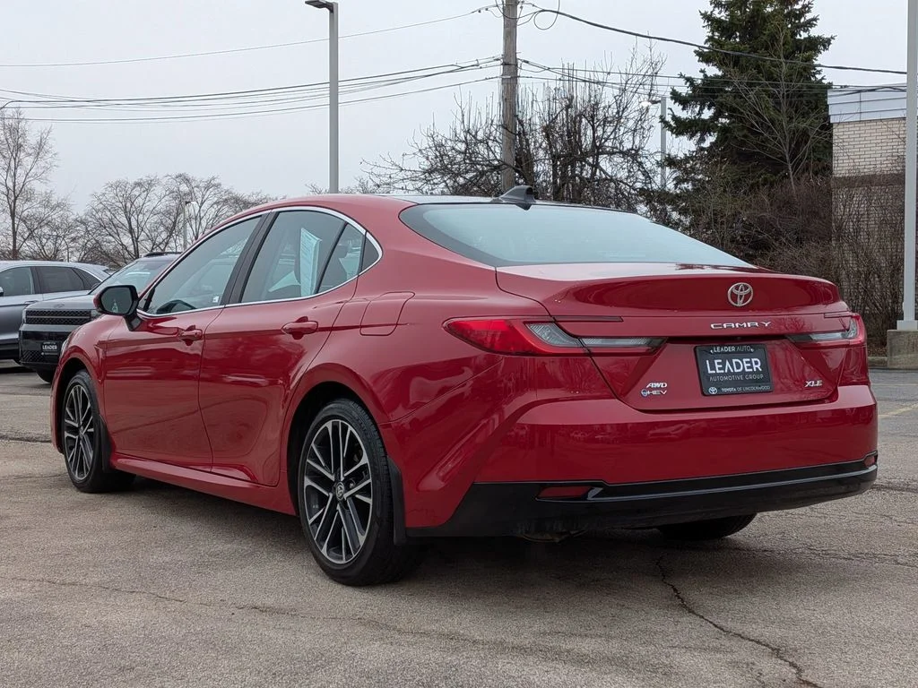 Used 2025 Red Toyota XLE image 5