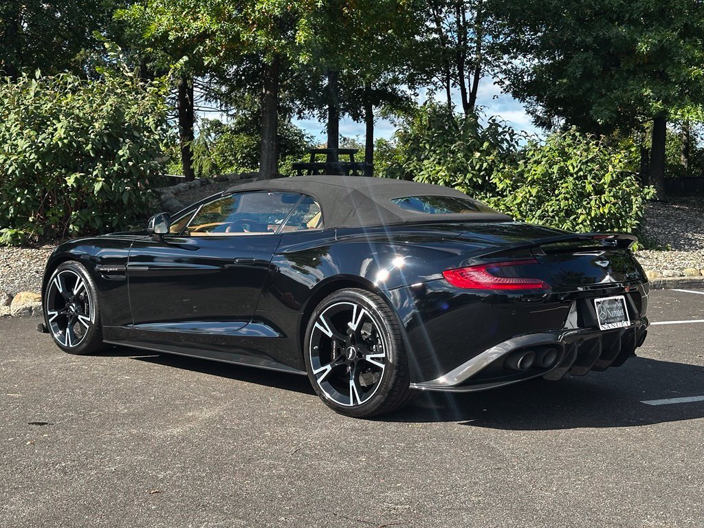 Used 2018 Black Aston Martin Volante image 11