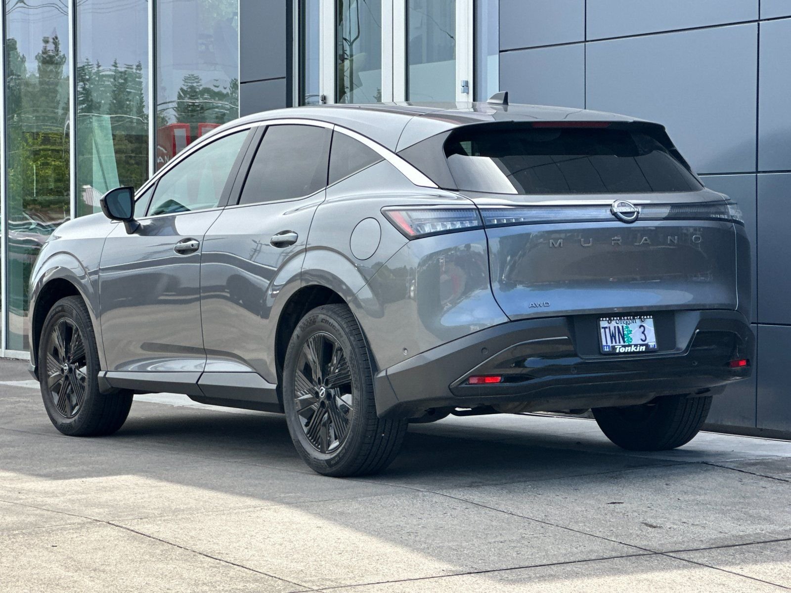 Used 2025 Gun Metallic Nissan SV image 5