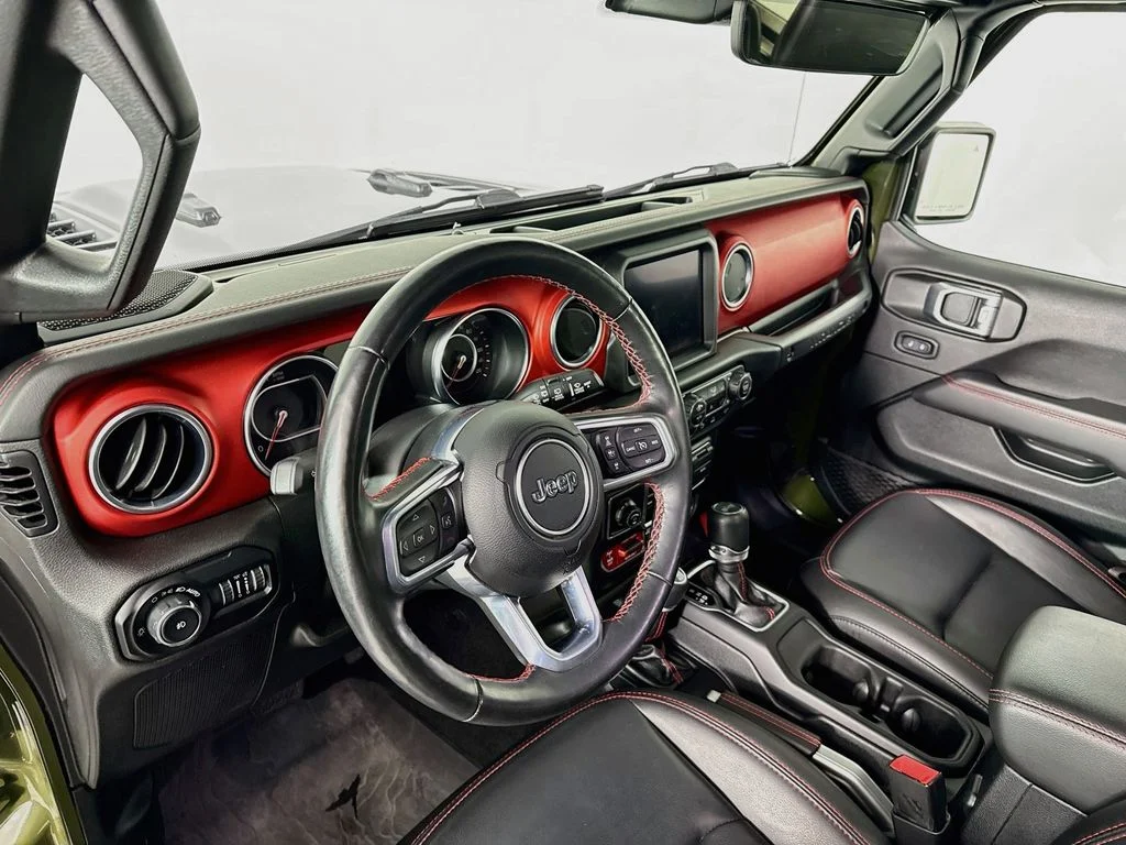 Used 2021 Green Clearcoat Jeep Unlimited Rubicon image 4