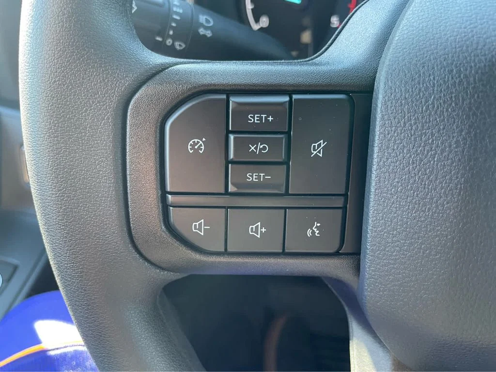 New 2026 Oxford White Ford F-350® XL image 18