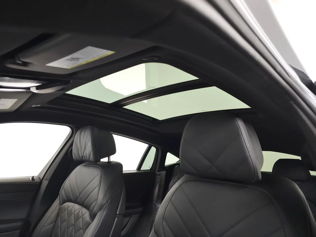 Used 2025 Gray BMW xDrive40i image 19