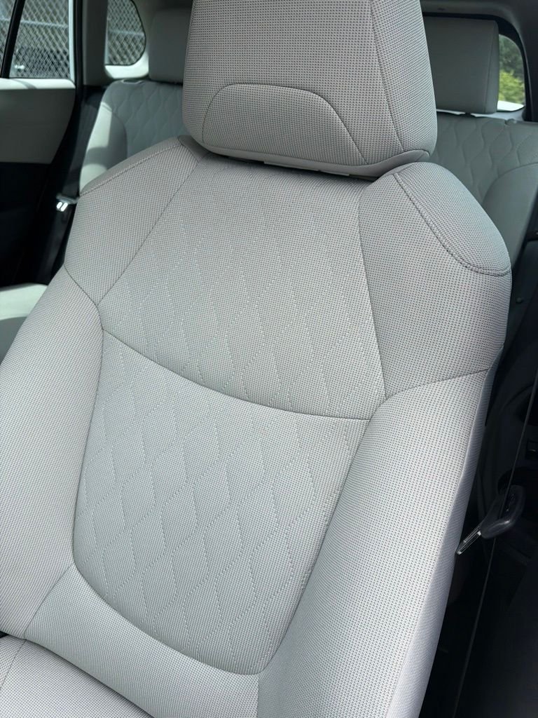 Used 2024 Beige Toyota L image 5