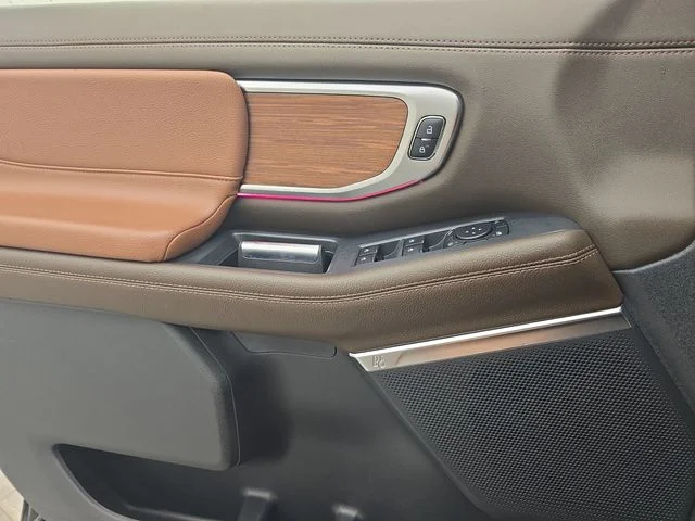 New 2027 Agate Black Metallic Ford King Ranch® image 43