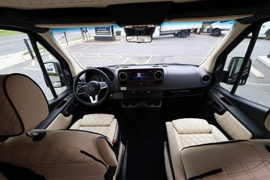 2024 Mercedes-Benz Sprinter Cargo Van Base - Photo 10