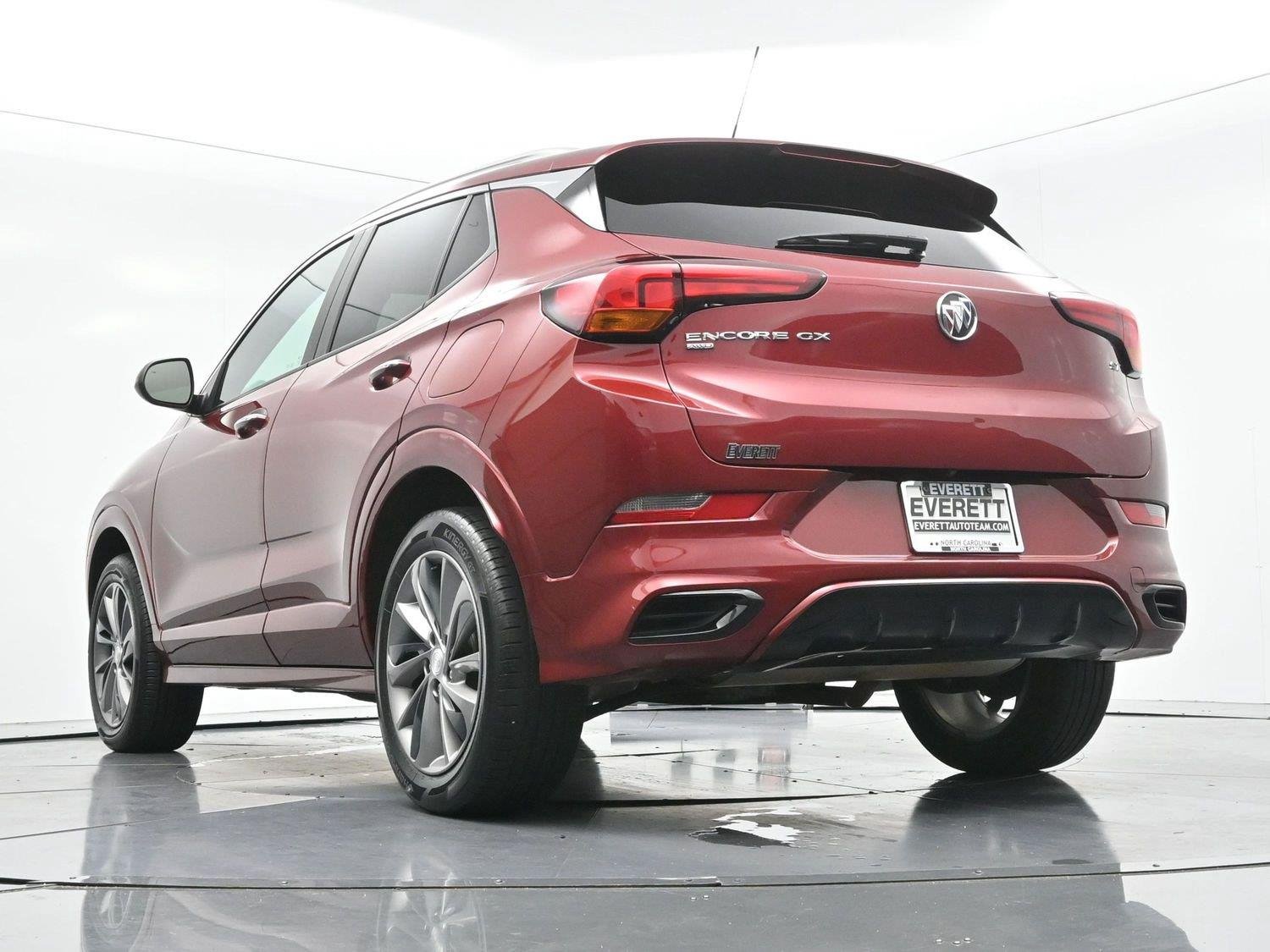 Used 2022 Cinnabar Metallic Buick Select image 43