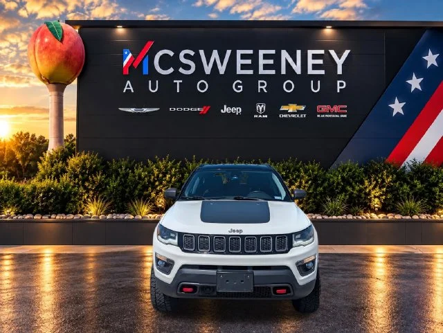 Used 2021 White Jeep Trailhawk image 8