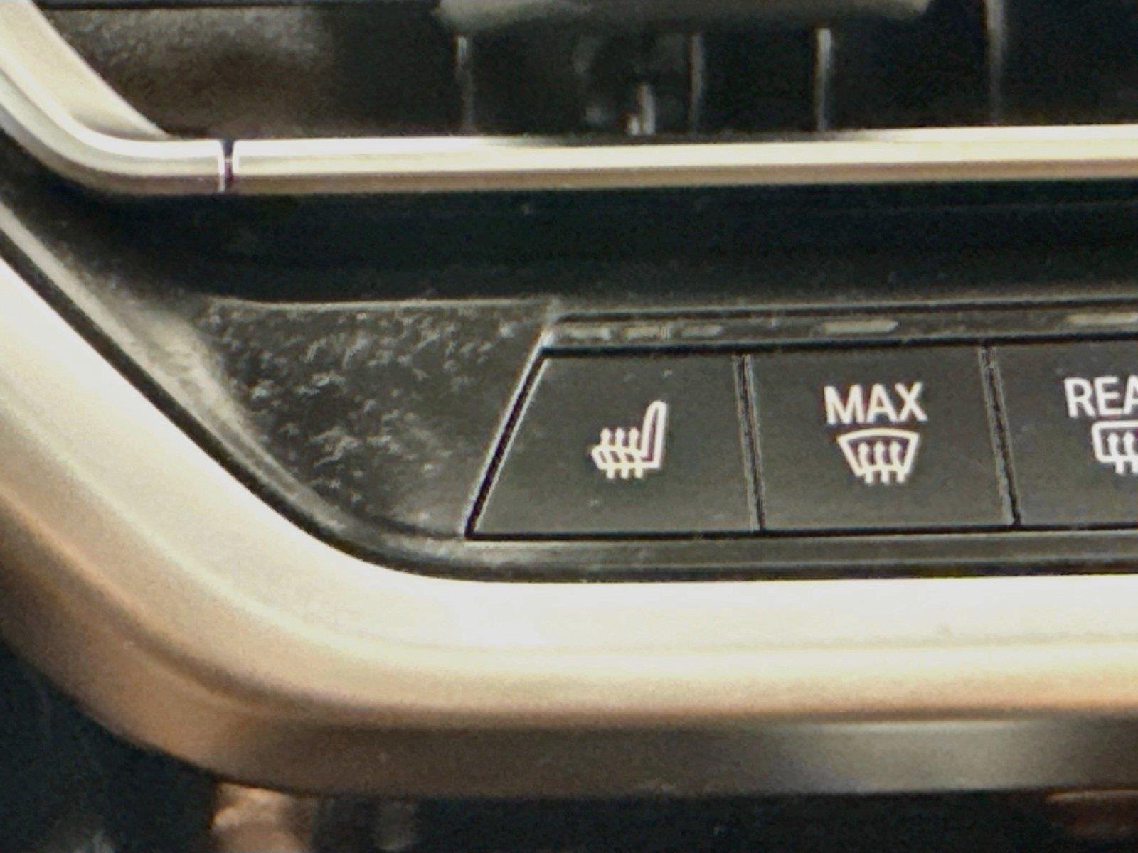 Used 2024 Alpine White BMW xDrive30i image 8