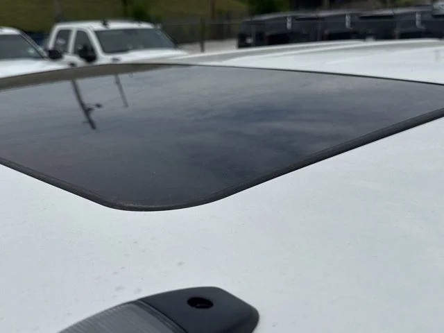 New 2026 Bright White Clear-Coat Exterior Paint RAM Laramie image 16