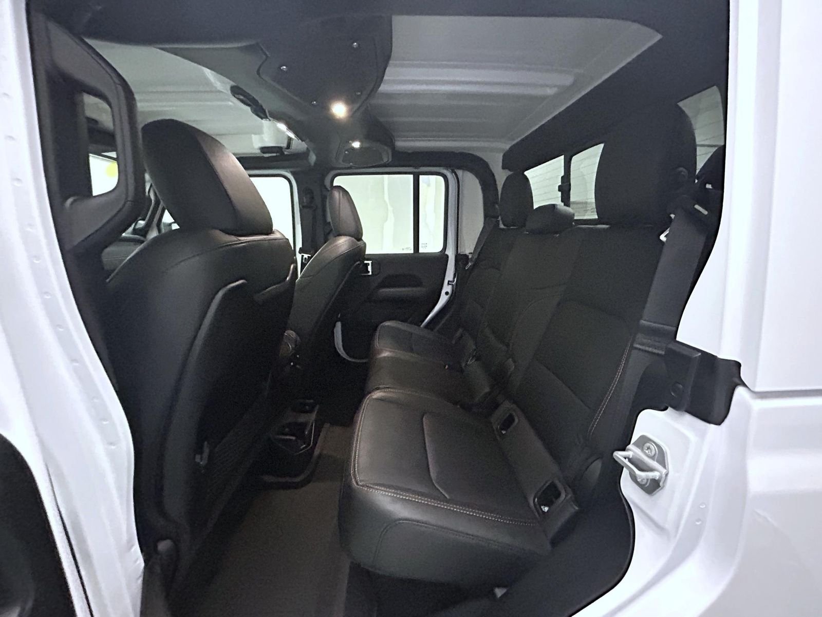 New 2026 Bright White Clearcoat Jeep Sahara image 19