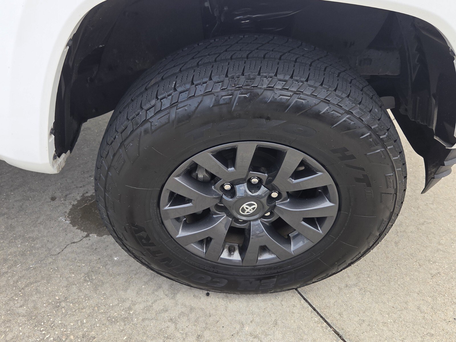 Used 2023 Ice Toyota SR5 image 11