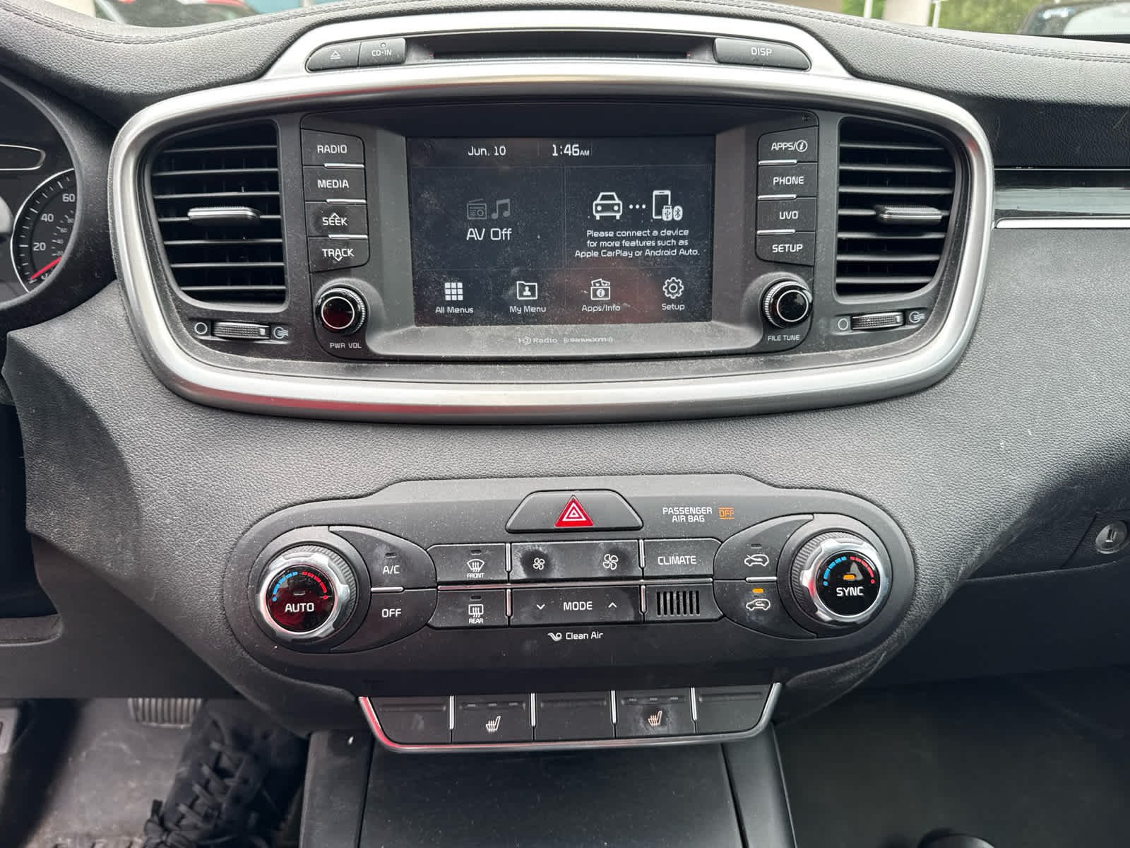 Used 2017  Kia LX image 5