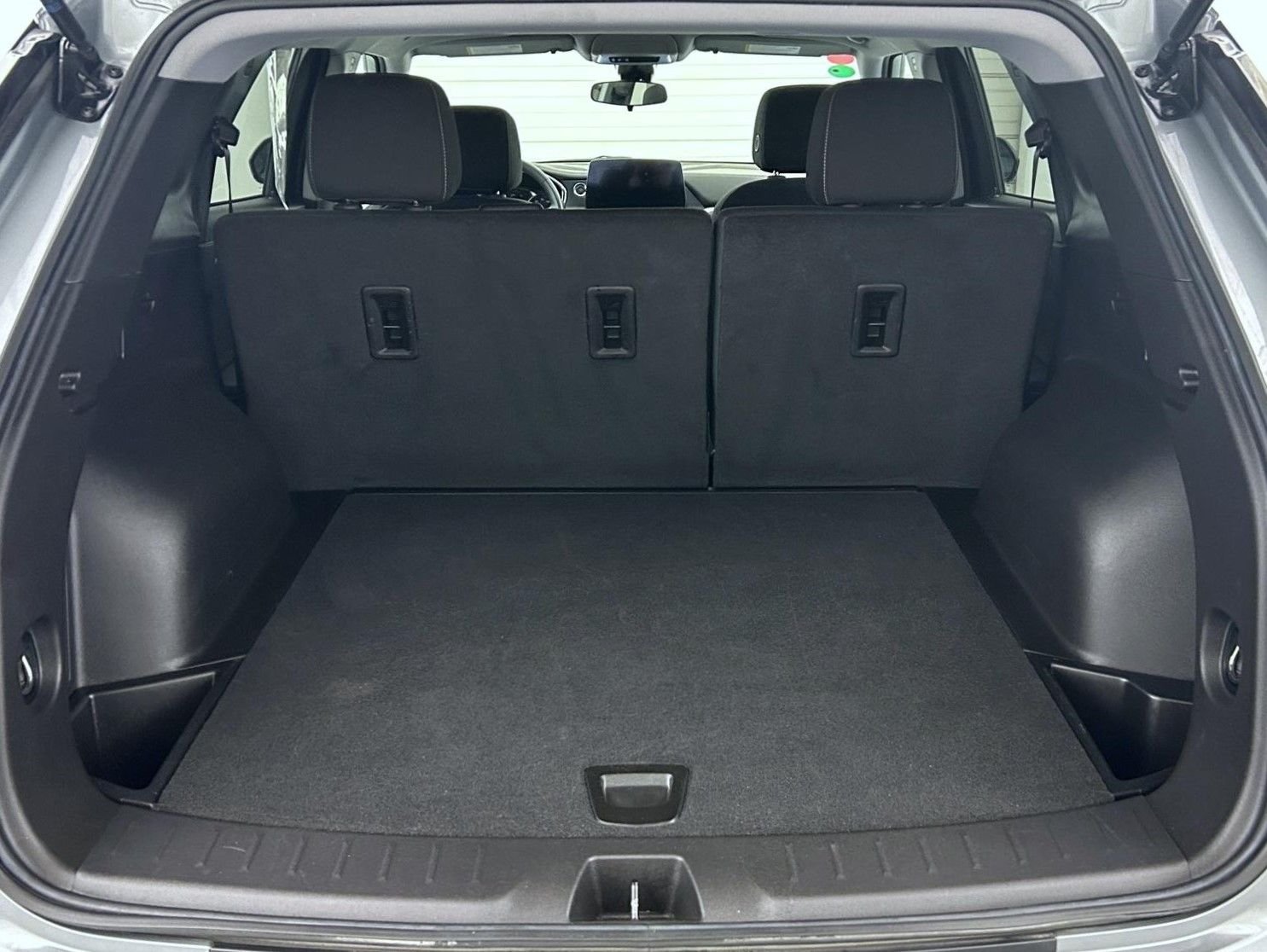Used 2025 Gray Chevrolet LT image 21
