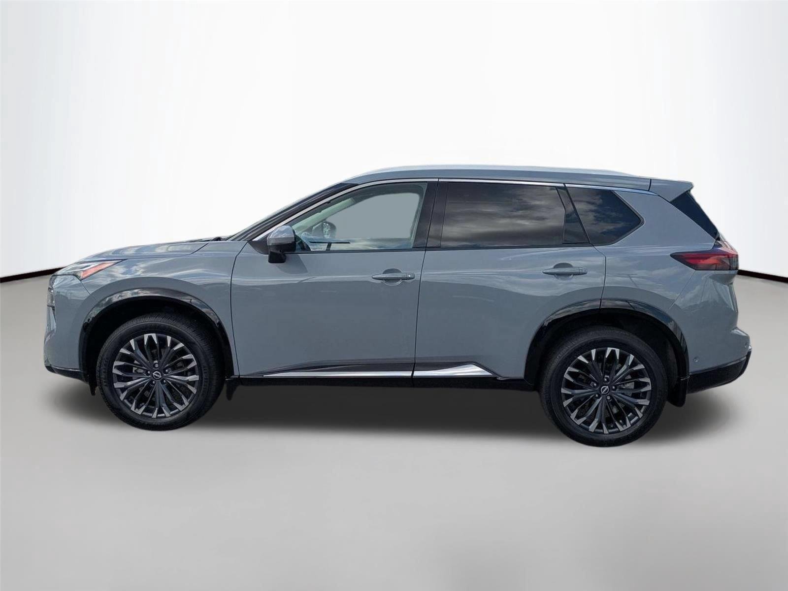 Used 2024 Boulder Gray Metallic Nissan Platinum image 8