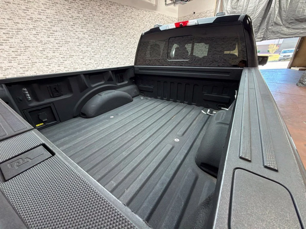 Used 2022 Agate Black Metallic Ford Lariat image 13