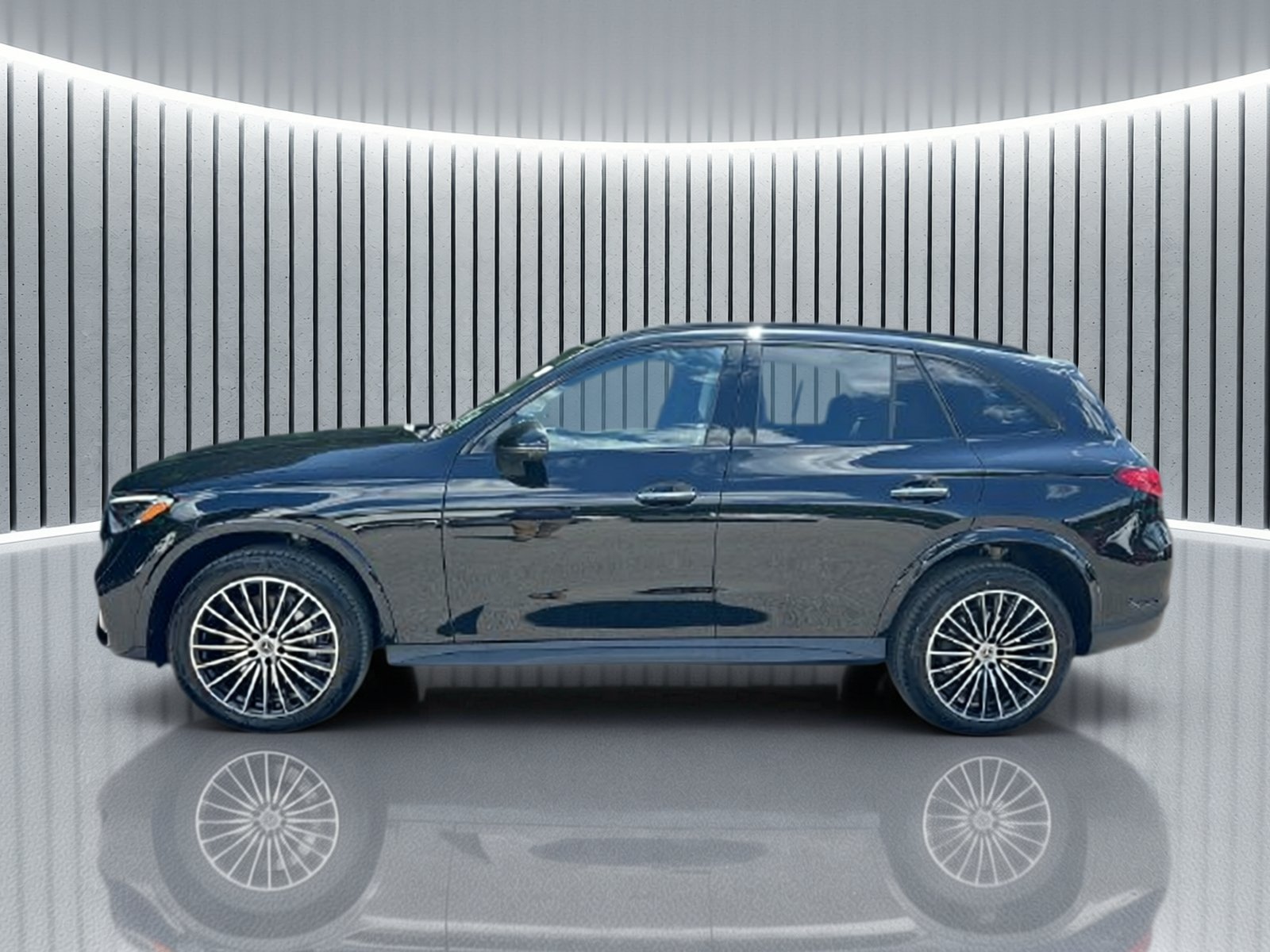New 2026 Obsidian Black Metallic Mercedes-Benz GLC 300 image 2