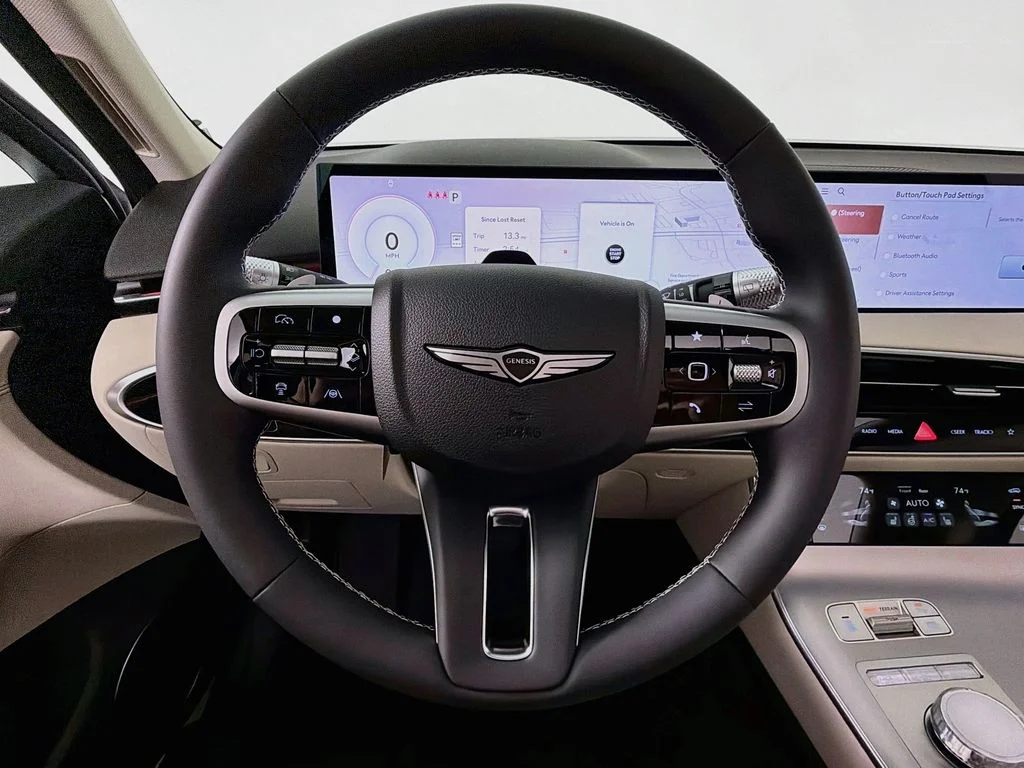 New 2027 Uyuni White Genesis 2.5T Select image 11