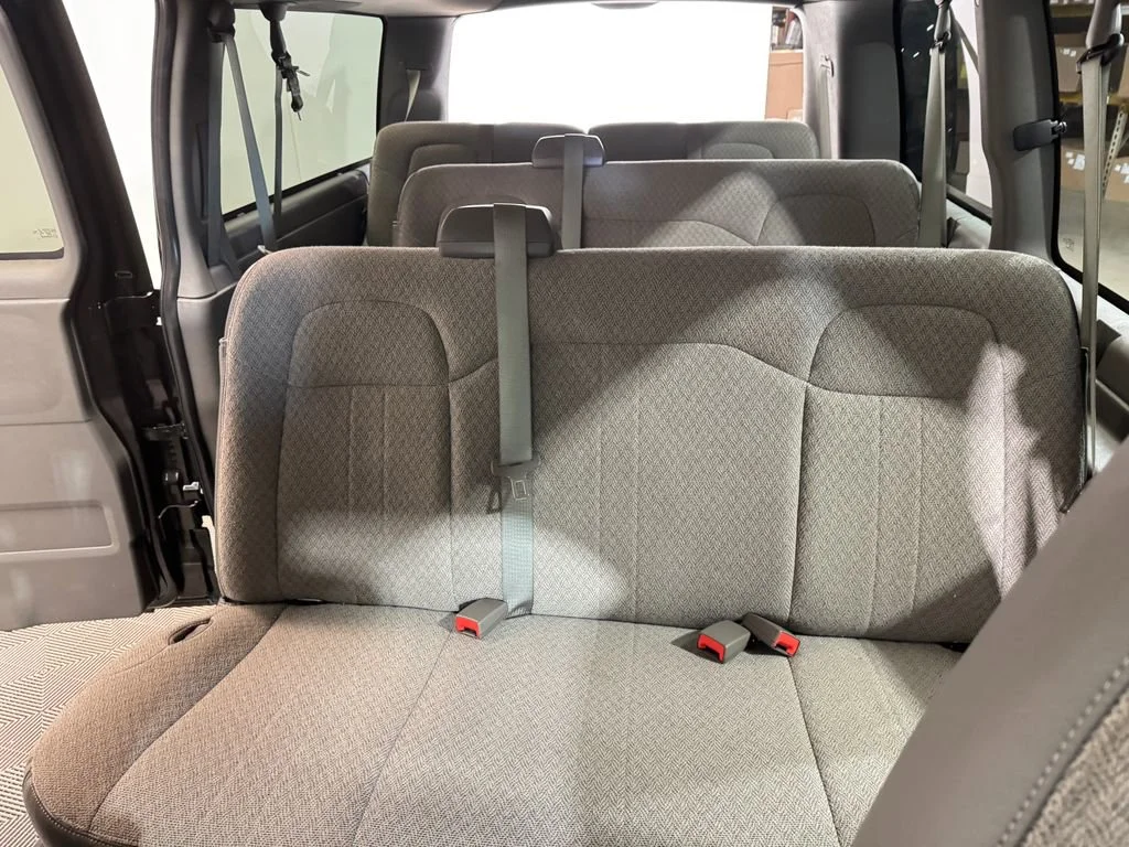 New 2025 Onyx Black GMC LT image 9