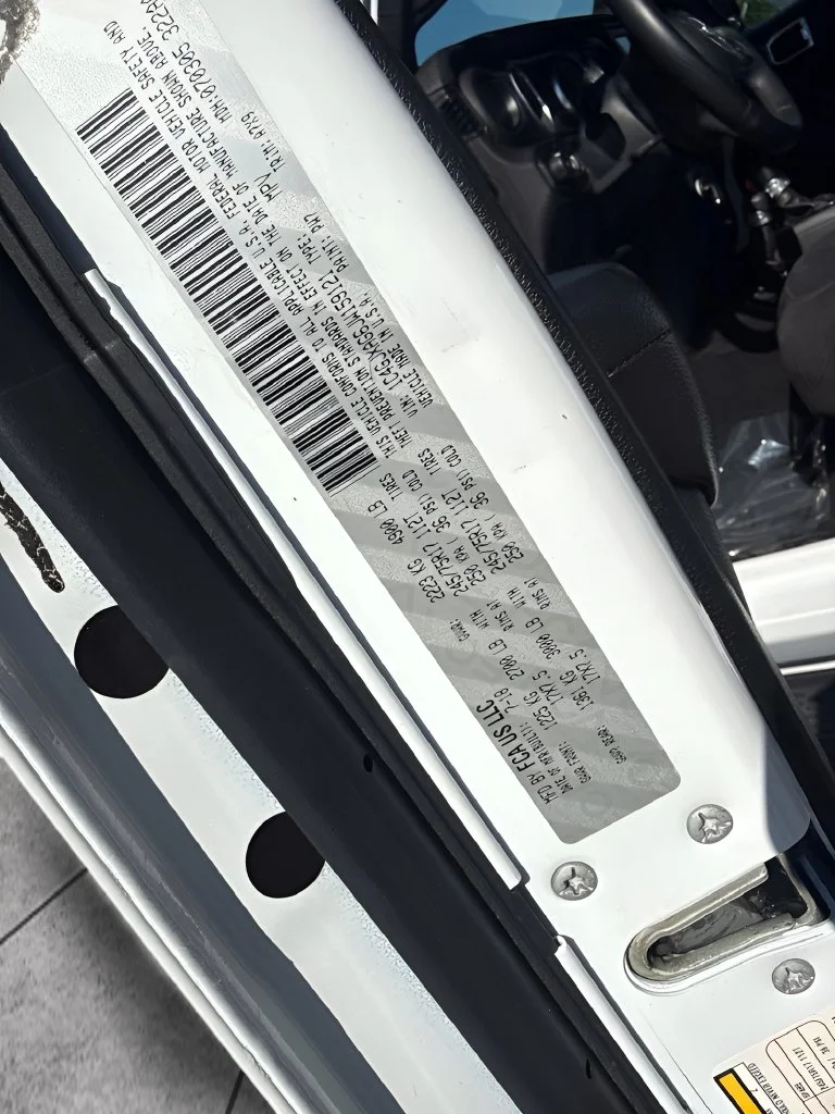 Used 2018 White Jeep Sport S image 30