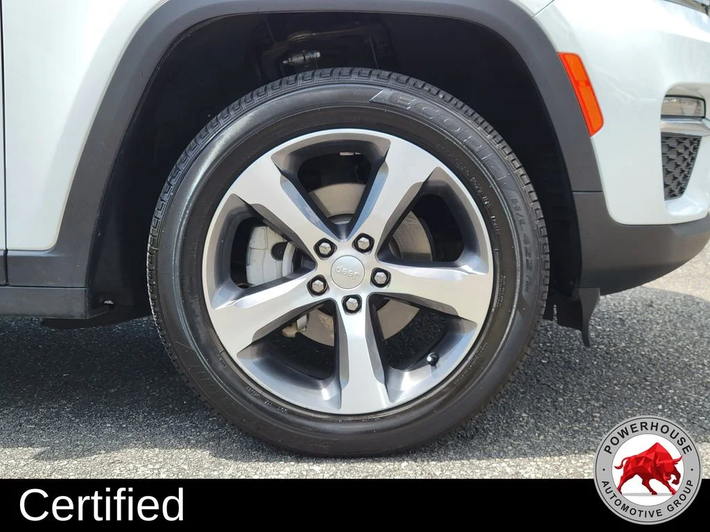 Used 2024 White Jeep Limited image 11
