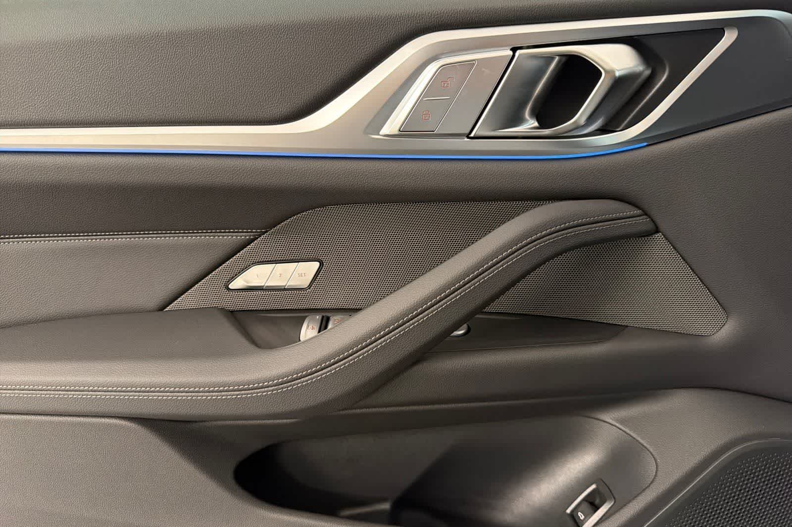 New 2026 Mineral White Metallic BMW eDrive40 image 12