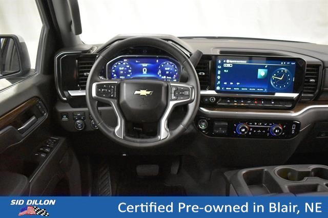 Used 2025 Sterling Gray Metallic Chevrolet LT image 5