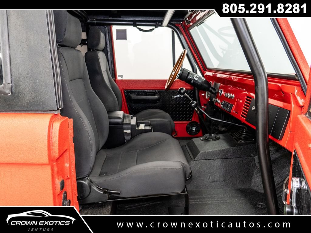 Used 1972  Ford 2dr Convertible image 22