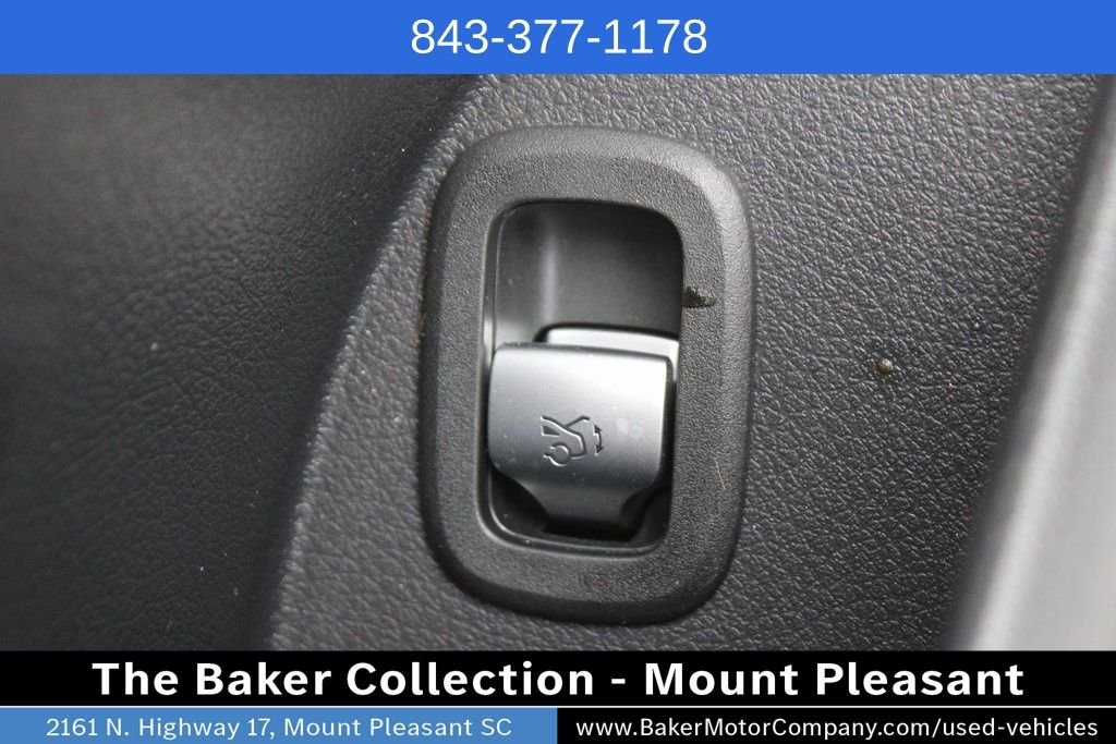 Certified Used 2026 White Mercedes-Benz GLC 300 image 24