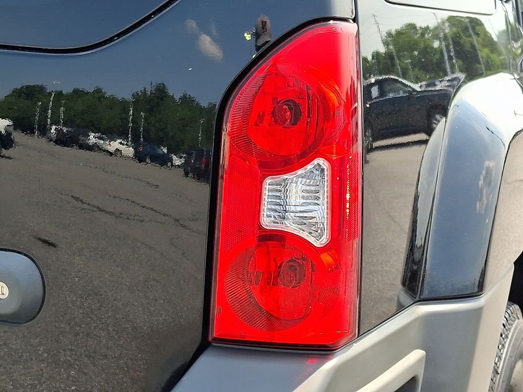 Used 2011 Black Nissan S image 11