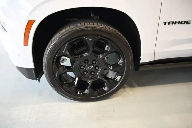 New 2026 Polar White Tricoat Chevrolet High Country image 36