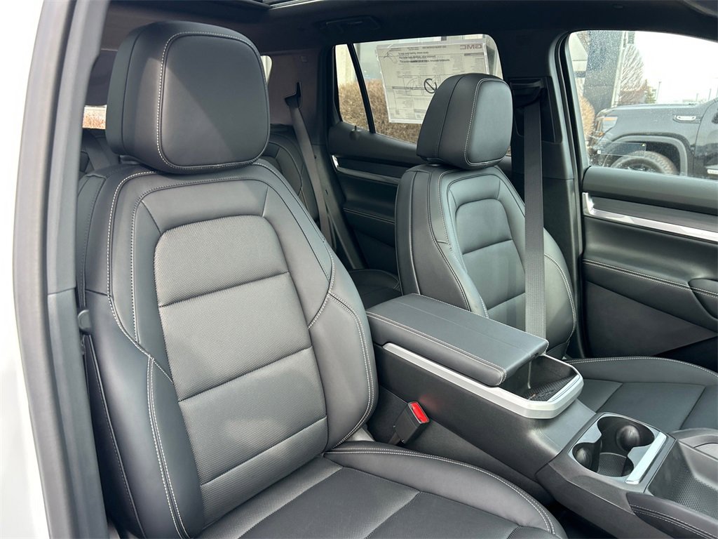 2026 GMC TERRAIN - Image 36